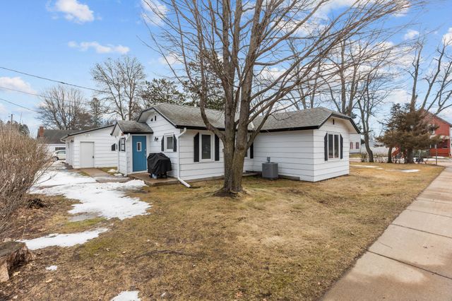 223 3rd Street NW, Crosby, MN 56441