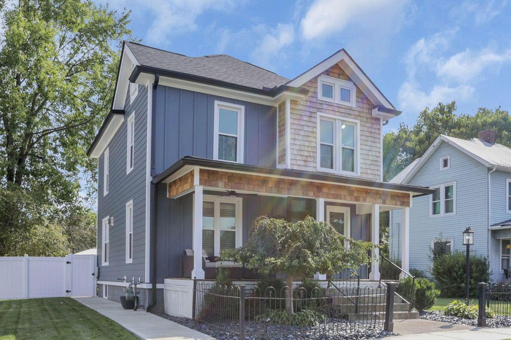 81 Town Street, Pataskala, OH 43062
