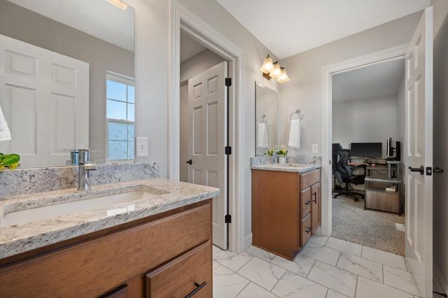 W153N4899 Orchid CIRCLE, Menomonee Falls, WI 53051