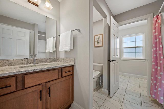 W153N4899 Orchid CIRCLE, Menomonee Falls, WI 53051