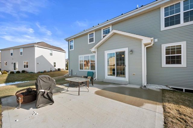 W153N4899 Orchid CIRCLE, Menomonee Falls, WI 53051