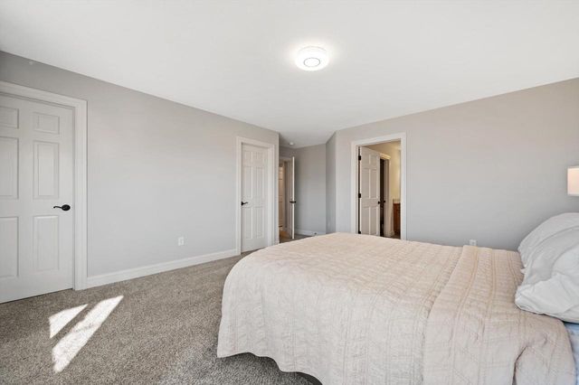 W153N4899 Orchid CIRCLE, Menomonee Falls, WI 53051