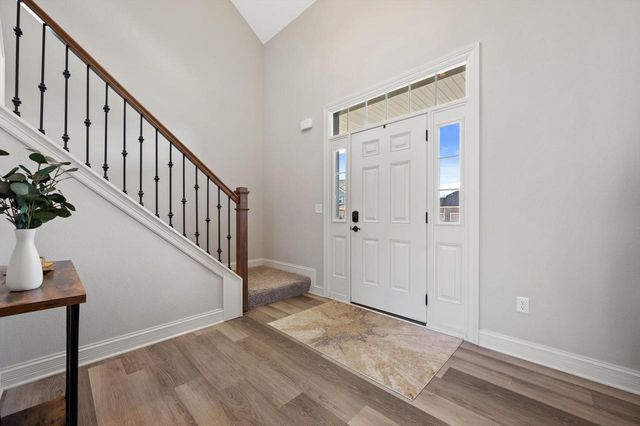 W153N4899 Orchid CIRCLE, Menomonee Falls, WI 53051