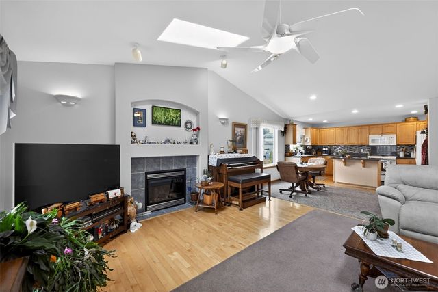 7214 35th Street NE, Marysville, WA 98270