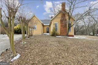 4402 Oak Street, Oakwood, GA 30566