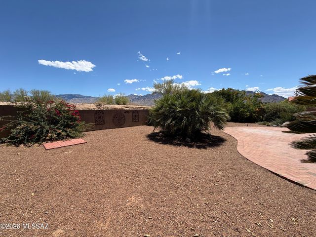 11384 N Sawtooth Road, Tucson, AZ 85737