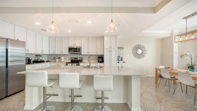 1020 TIDEWATER SHORES LOOP 207, Bradenton, FL 34208