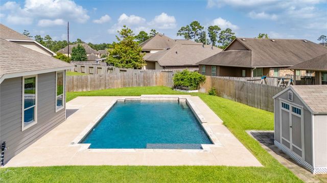 17206 Upper Ridge Lane, Humble, TX 77346