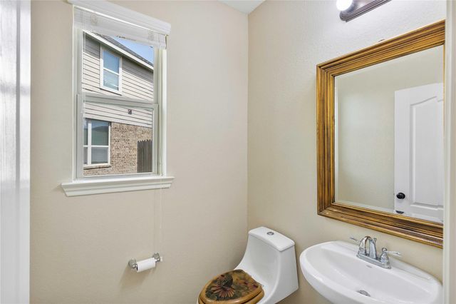 17206 Upper Ridge Lane, Humble, TX 77346