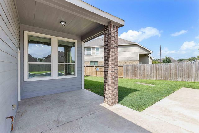 17206 Upper Ridge Lane, Humble, TX 77346
