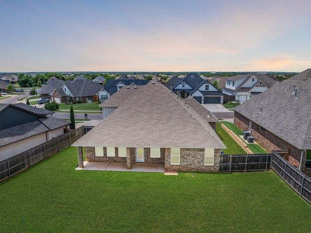 9028 NW 146th Street, Yukon, OK 73099