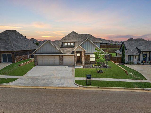 9028 NW 146th Street, Yukon, OK 73099