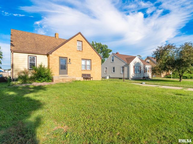 200 WILLIAM Street, East Peoria, IL 61611