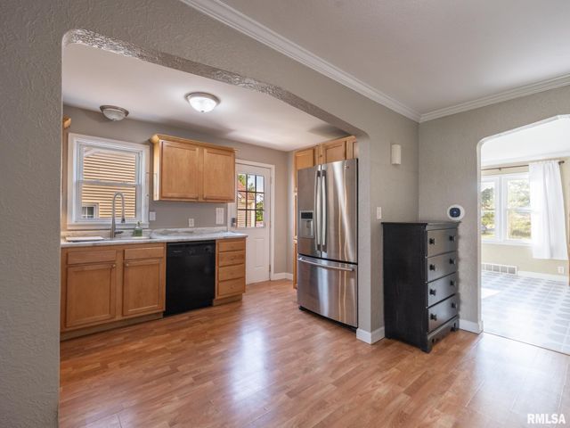 200 WILLIAM Street, East Peoria, IL 61611