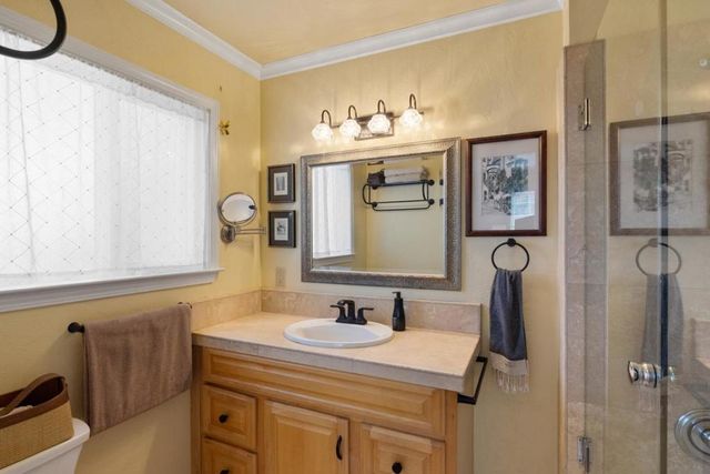 512 12th Street, Pacific Grove, CA 93950