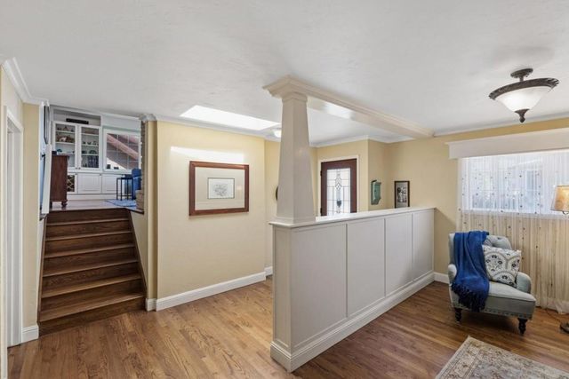 512 12th Street, Pacific Grove, CA 93950