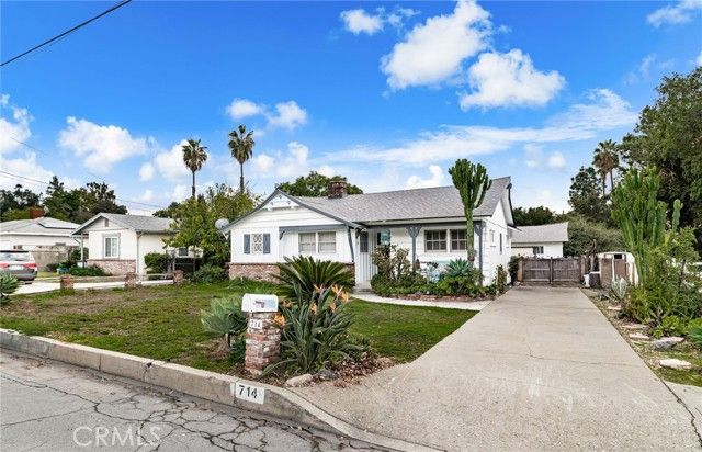 714 E Baseline, San Dimas, CA 91773