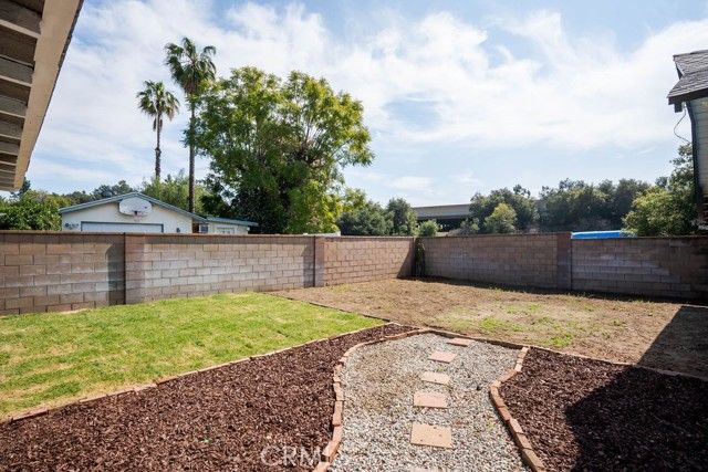 714 E Baseline, San Dimas, CA 91773
