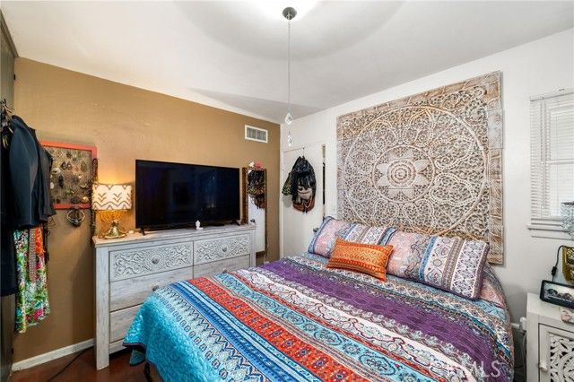 714 E Baseline, San Dimas, CA 91773