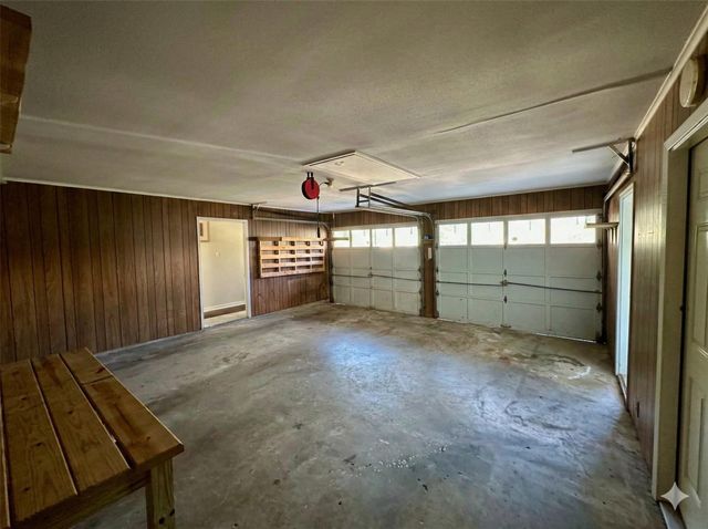 206 Verna Street, Jasper, TX 75951