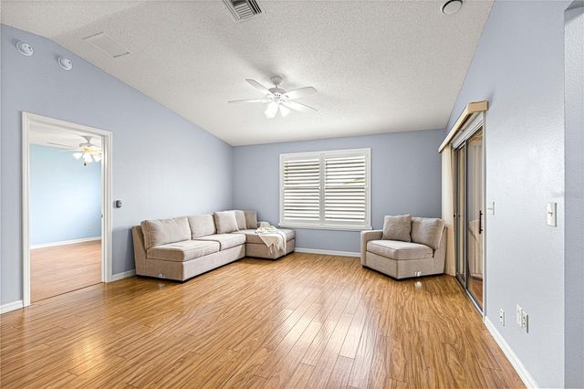 1019 GOLDEN GROVE DRIVE, The Villages, FL 32162
