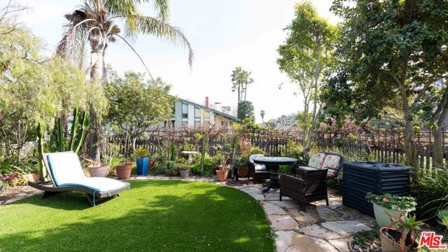 2512 Grand Canal, Venice (los Angeles), CA 90291