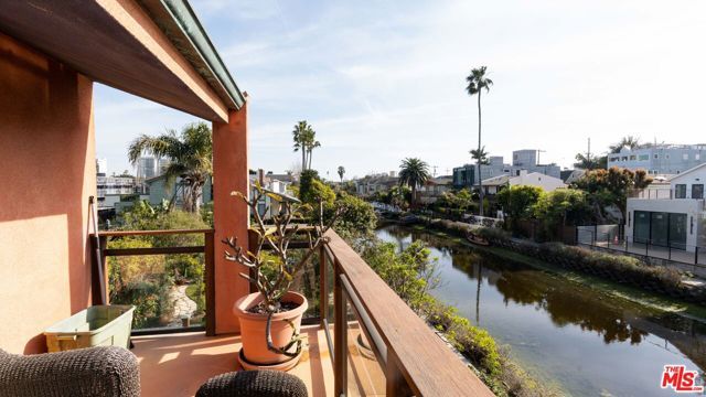 2512 Grand Canal, Venice (los Angeles), CA 90291