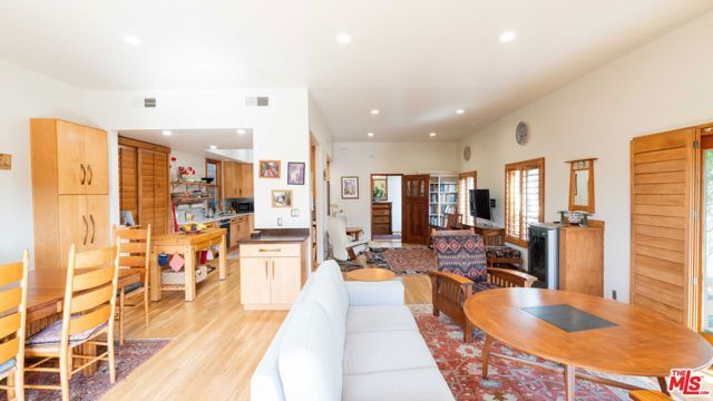 2512 Grand Canal, Venice (los Angeles), CA 90291