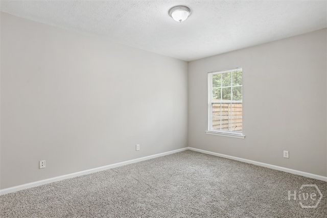116 W White Hawthorne Drive, Savannah, GA 31419
