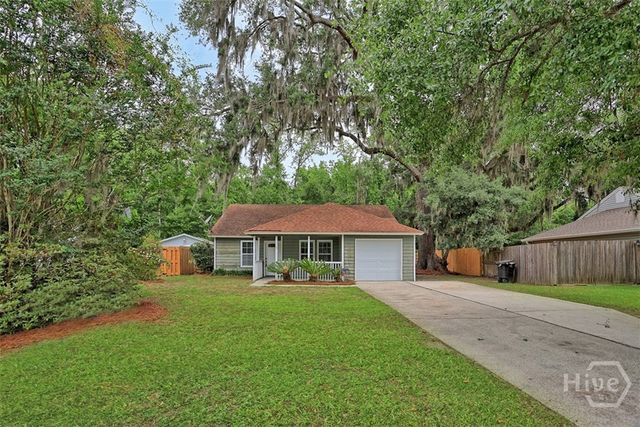 116 W White Hawthorne Drive, Savannah, GA 31419