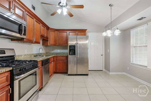 116 W White Hawthorne Drive, Savannah, GA 31419