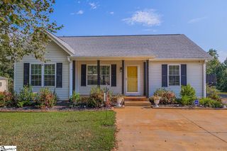 25 Natalie Court, Greer, SC 29651