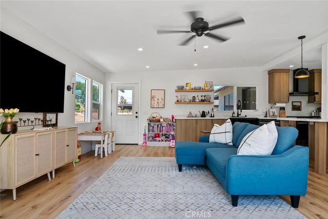 3605 Township, Simi Valley, CA 93063