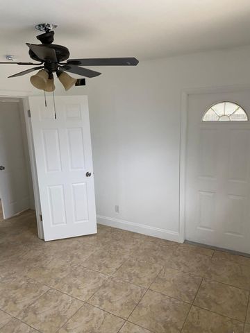 18 Andros Road, Palm Springs, FL 33461