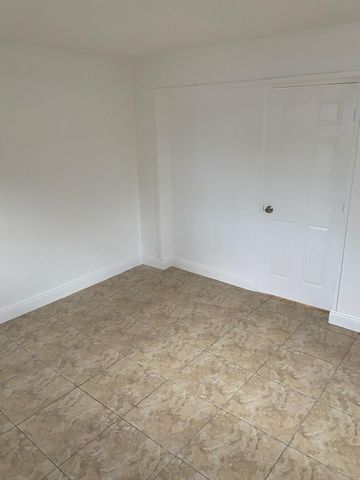 18 Andros Road, Palm Springs, FL 33461