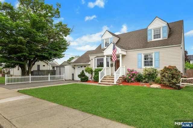 23 William Street, Saddle Brook, NJ 07663