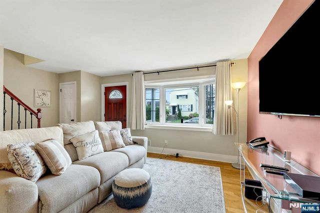 23 William Street, Saddle Brook, NJ 07663