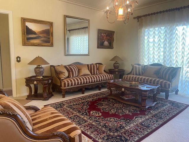 4760 50th Avenue, Vero Beach, FL 32967