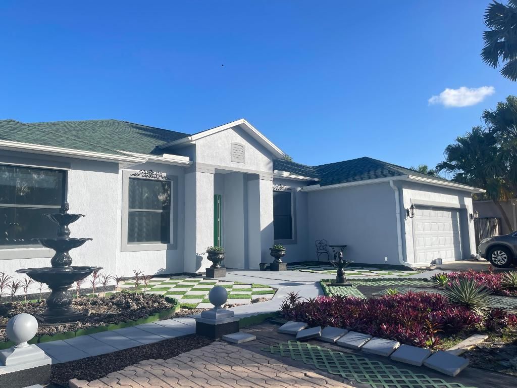 4760 50th Avenue, Vero Beach, FL 32967
