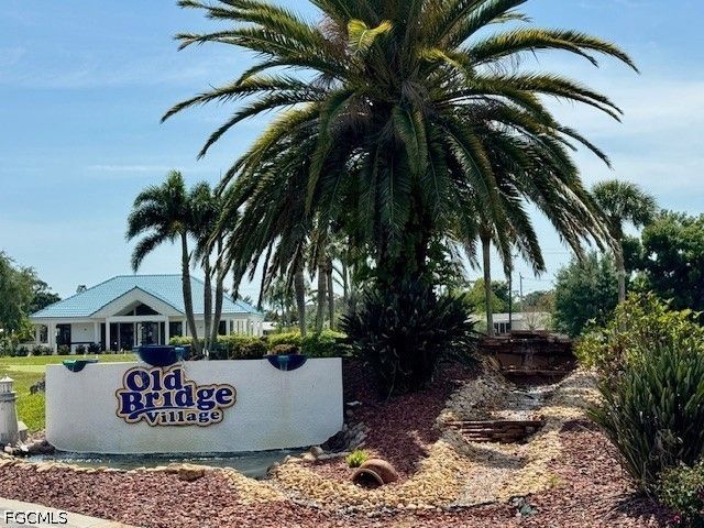 5520 Colonial RD, North Fort Myers, FL 33917