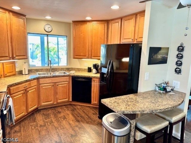 5520 Colonial RD, North Fort Myers, FL 33917
