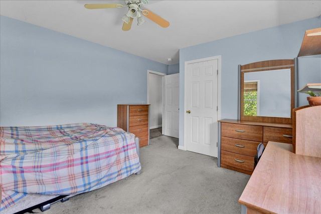 15 Whitefield Drive, Cambridge, VT 05464