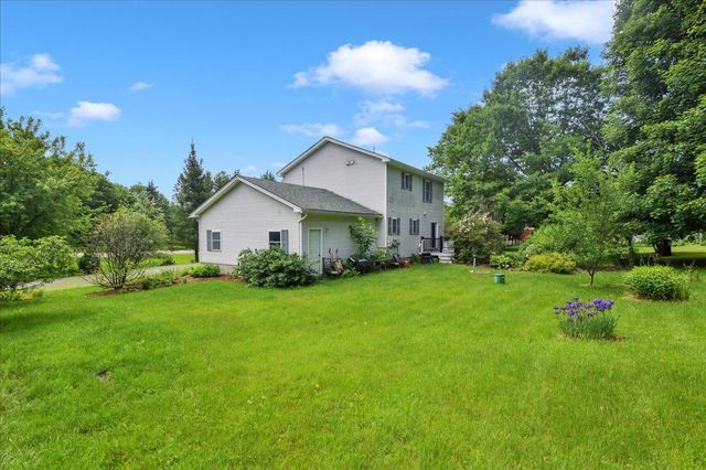 15 Whitefield Drive, Cambridge, VT 05464
