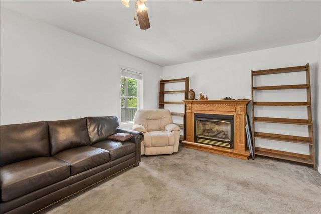 15 Whitefield Drive, Cambridge, VT 05464