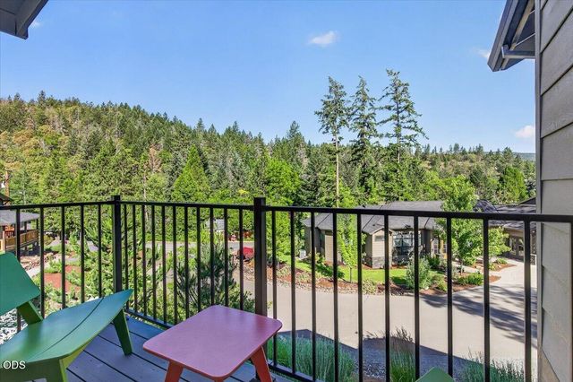 1300 Andrews Place, Jacksonville, OR 97530