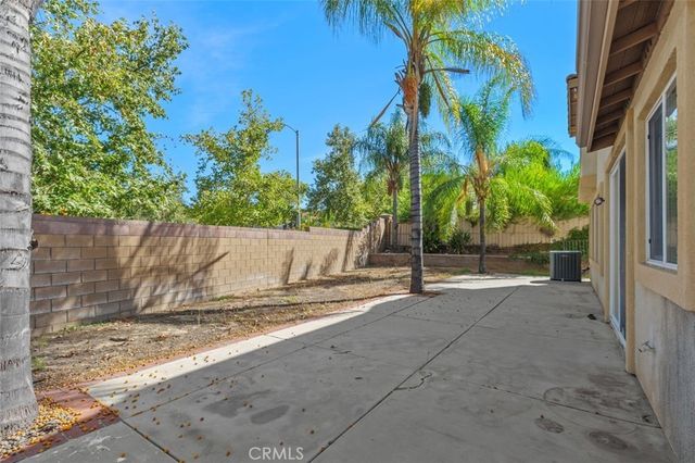 32102 Poppy Way, Lake Elsinore, CA 92532