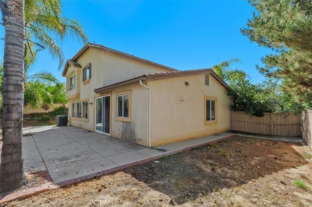 32102 Poppy Way, Lake Elsinore, CA 92532