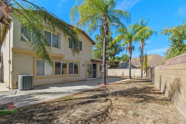 32102 Poppy Way, Lake Elsinore, CA 92532
