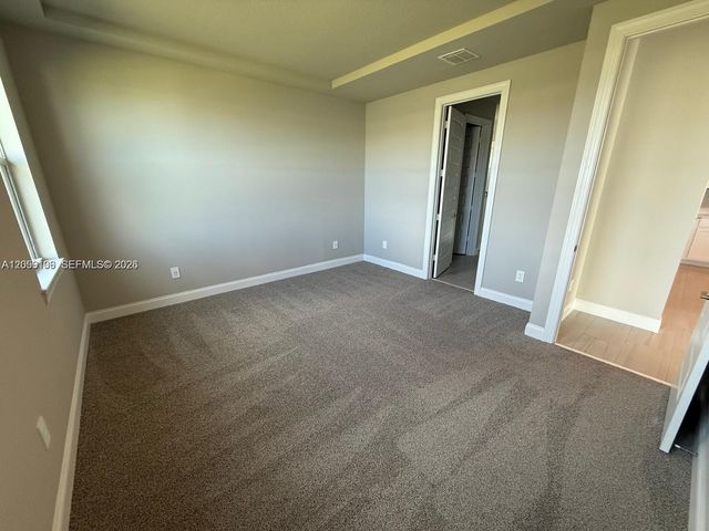 9008 Dahlia Cir, Port St. Lucie, FL 34986