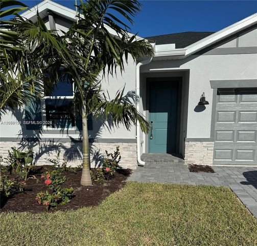 9008 Dahlia Cir, Port St. Lucie, FL 34986